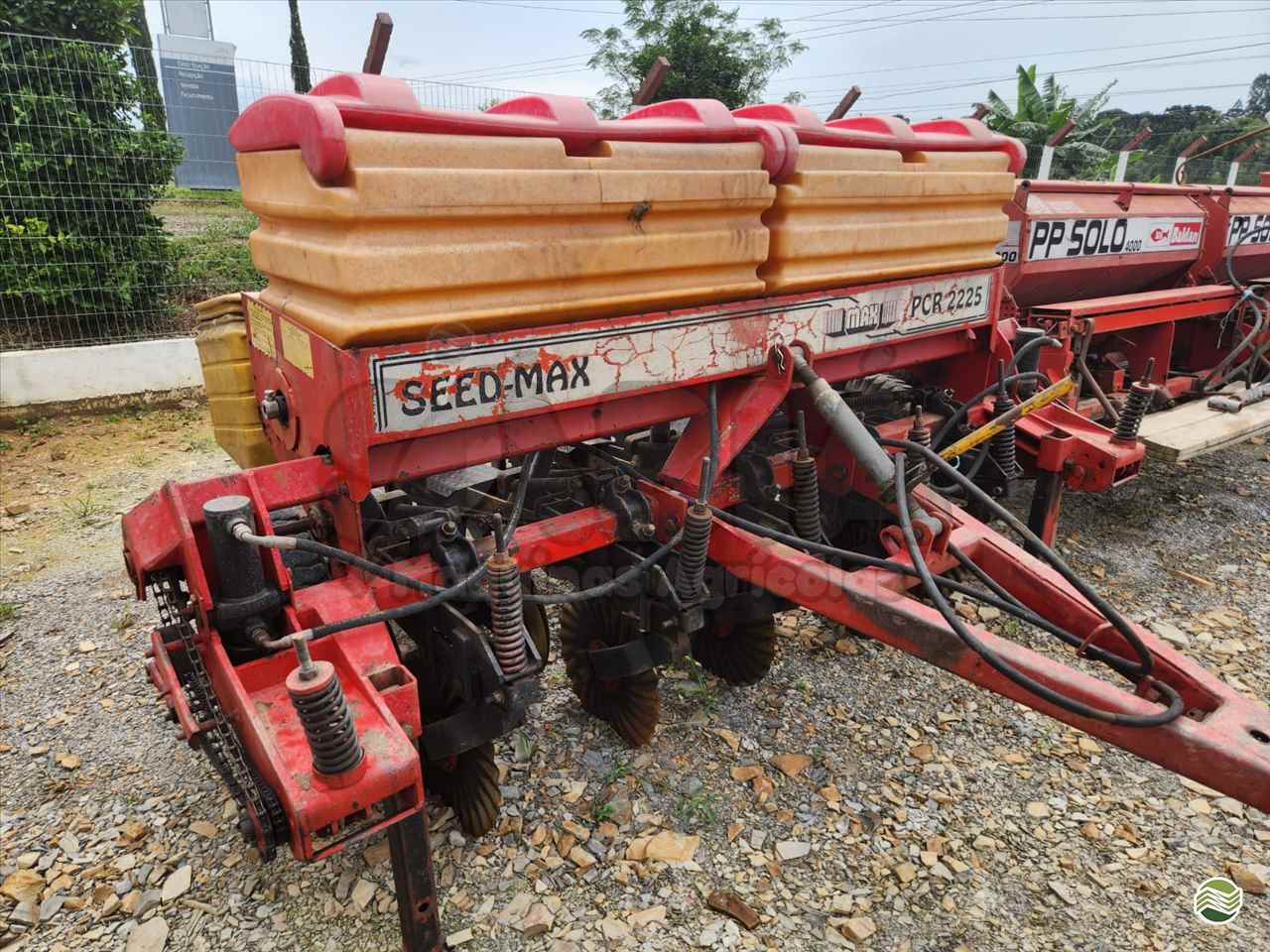 PLANTADEIRA SEED-MAX SEED-MAX PCR 2225 Sabiá Máquinas Agrícolas IRATI PARANÁ PR
